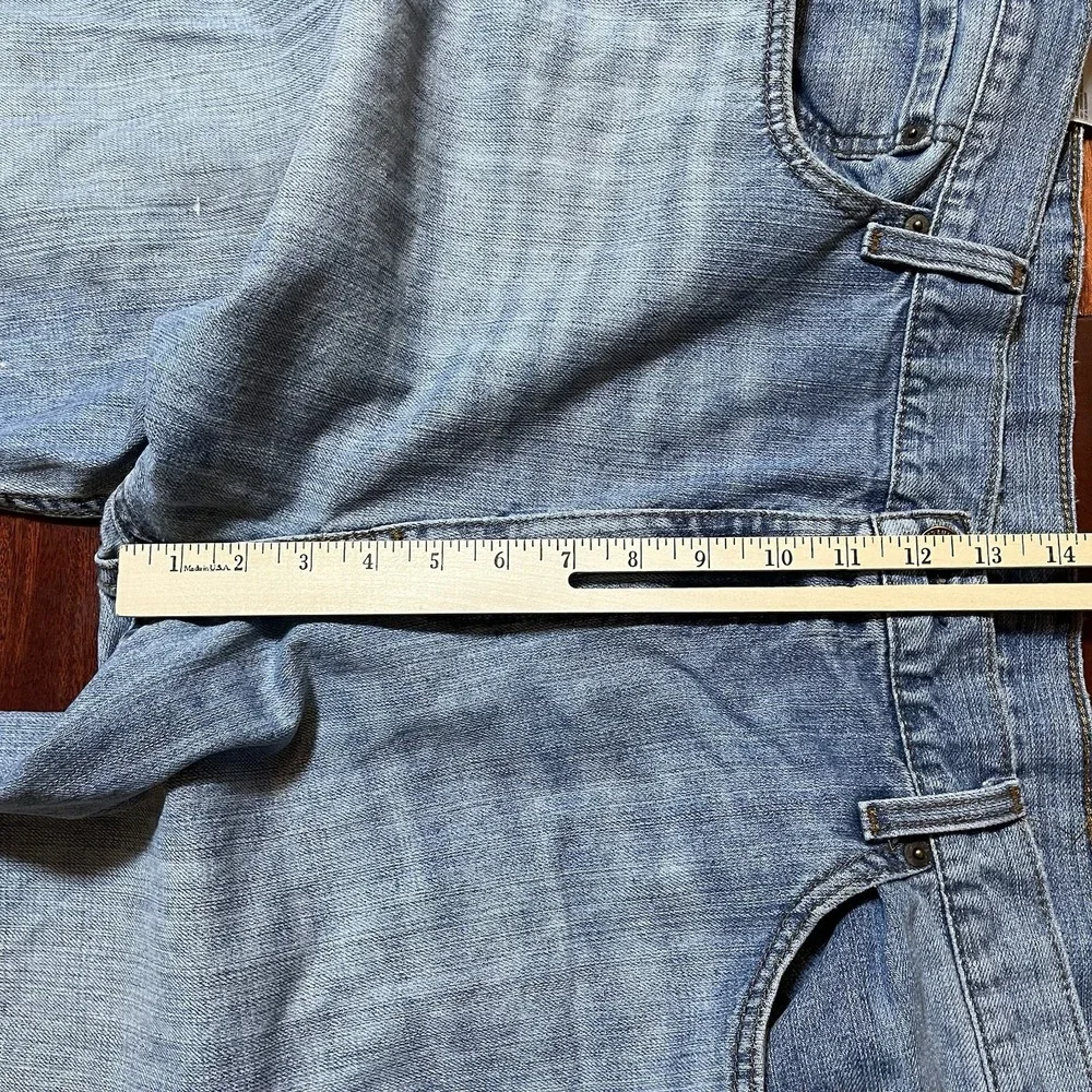 Levis preowned good
